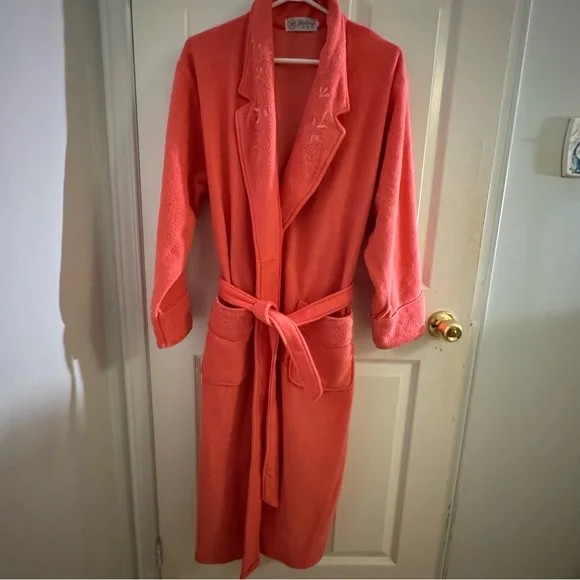 Women's Coral Robe - Picture 1 of 4